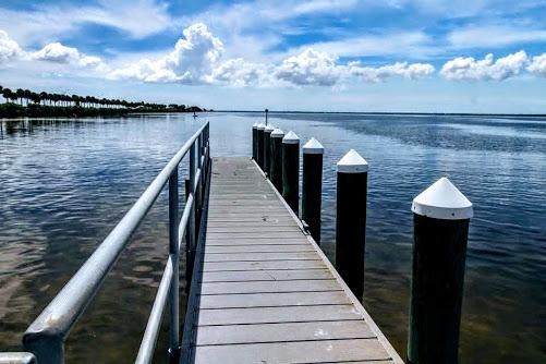 A Dock at the Bay, Florida